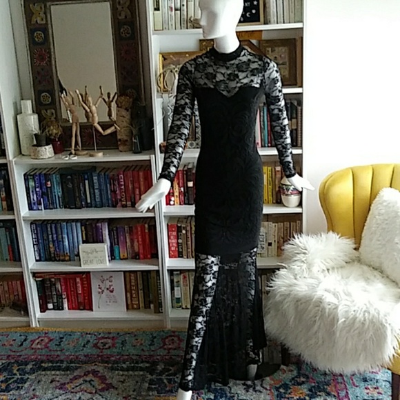Symphony Dresses & Skirts - Symphony black lace sexy dress